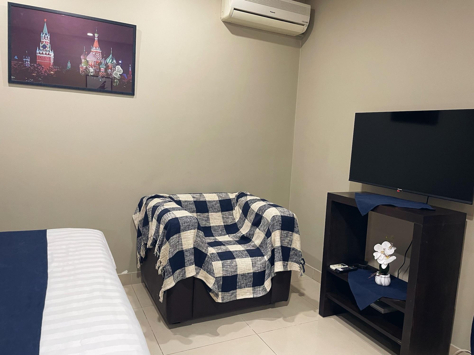 Hotel Meg 예레반 외부 사진