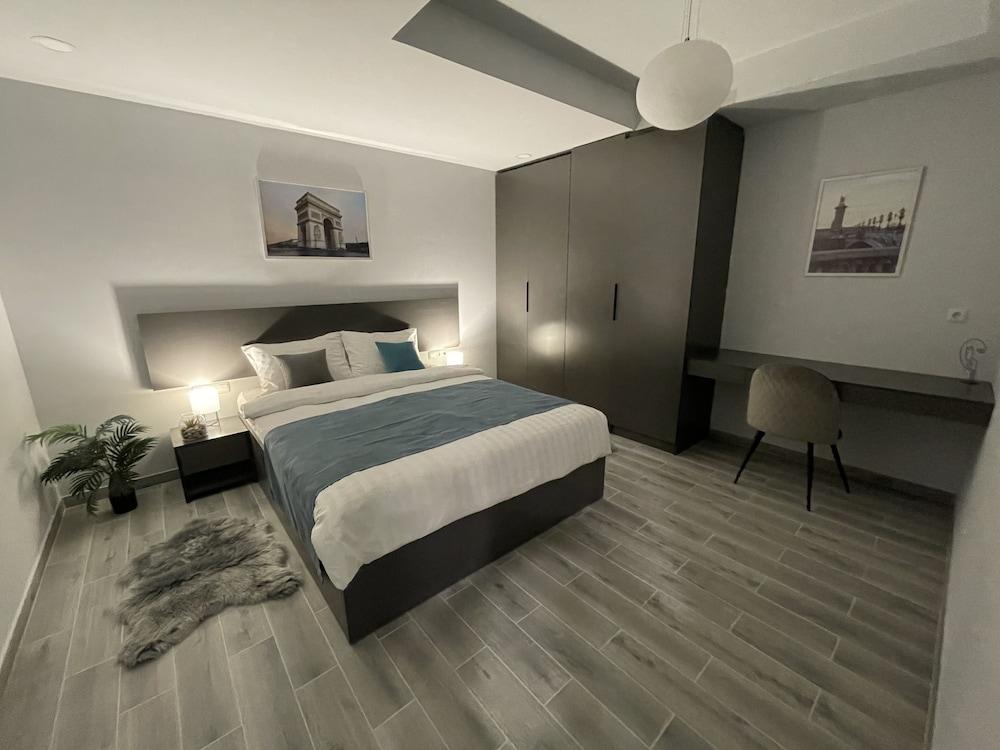 Hotel Meg 예레반 외부 사진