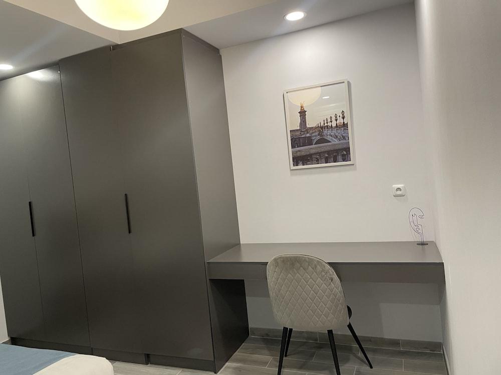 Hotel Meg 예레반 외부 사진