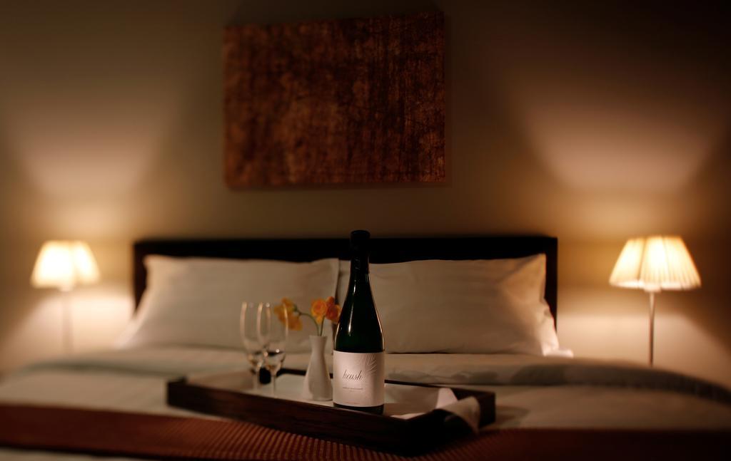 Hotel Meg 예레반 외부 사진